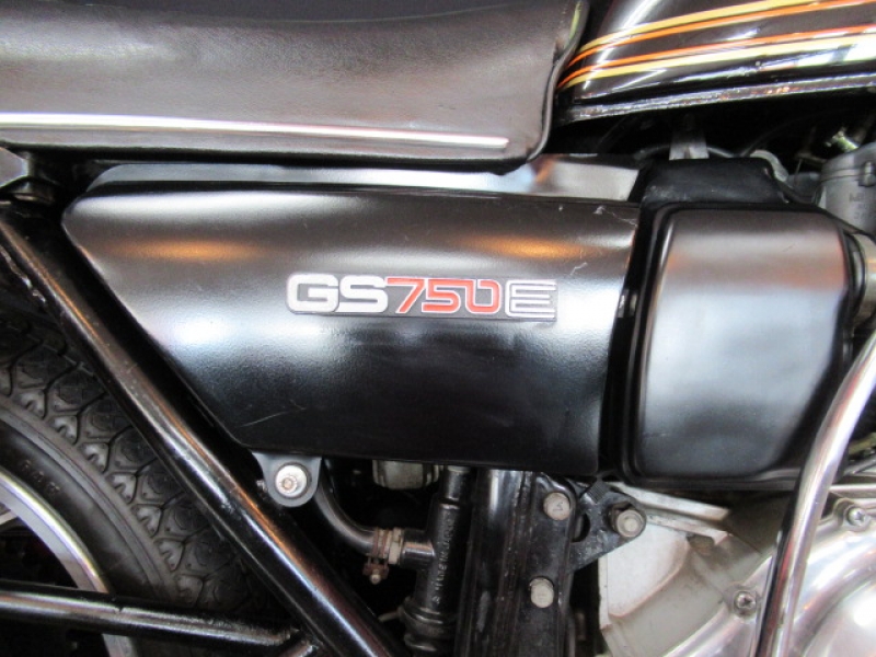 スズキ GS750E 6