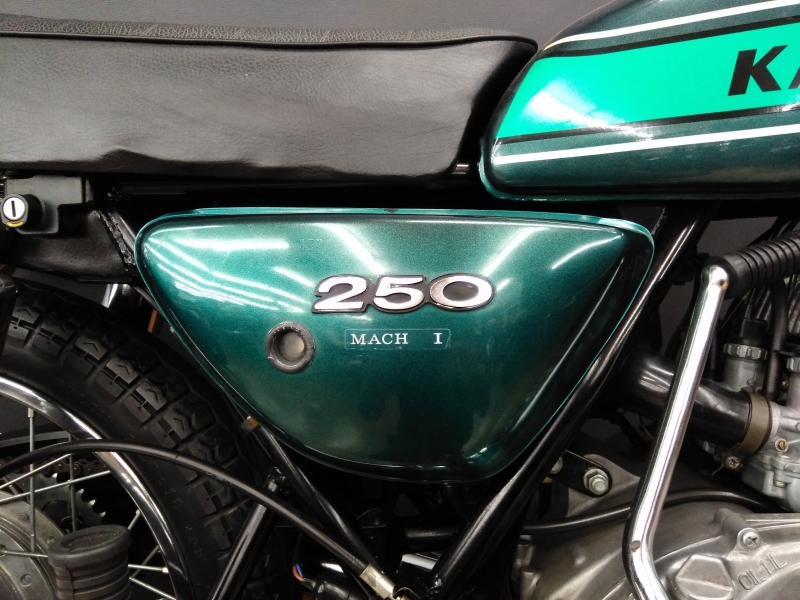 カワサキ 250SS ノーマルスタイル  7