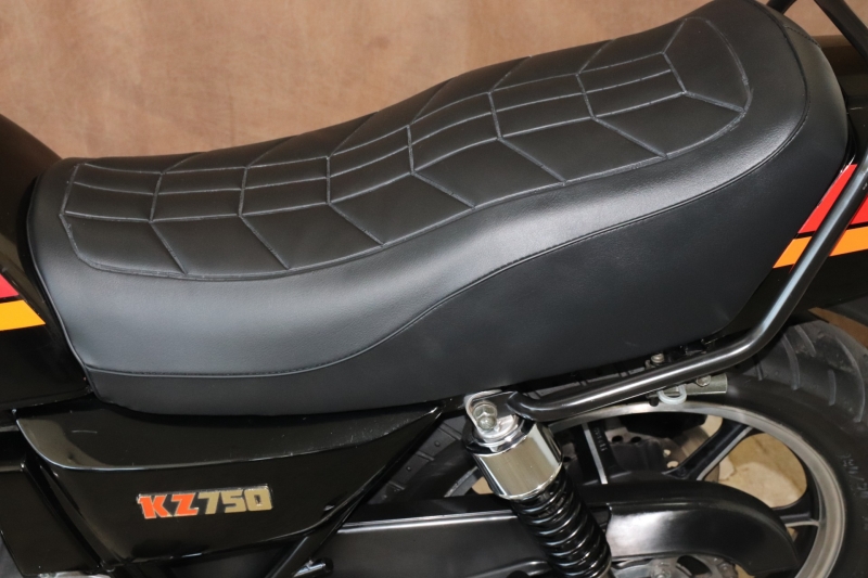 カワサキ KZ750 東京本店 北米キャブ仕様 13