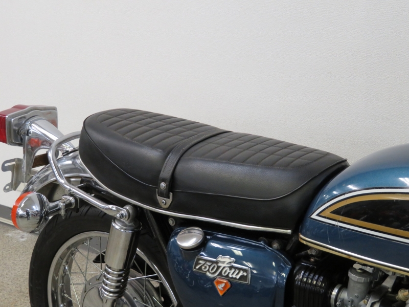 ホンダ CB750Four 3