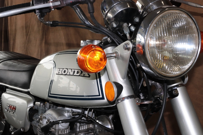 ホンダ CB350Four 東京本店 ノーマル車 2