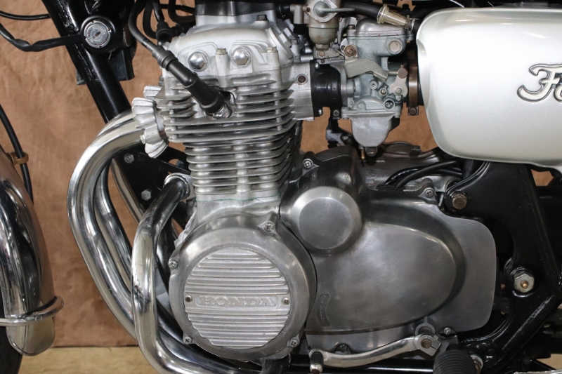 ホンダ CB350Four 東京本店 ノーマル車 16
