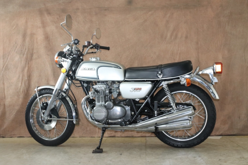 ホンダ CB350Four 東京本店 ノーマル車 11