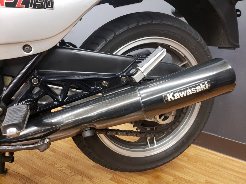 カワサキ GPZ750A1  48