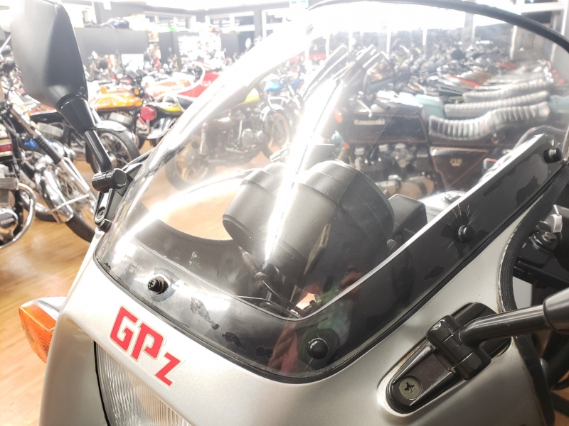 カワサキ GPZ750A1  28