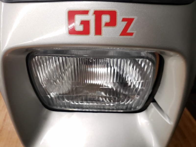 カワサキ GPZ750A1  27