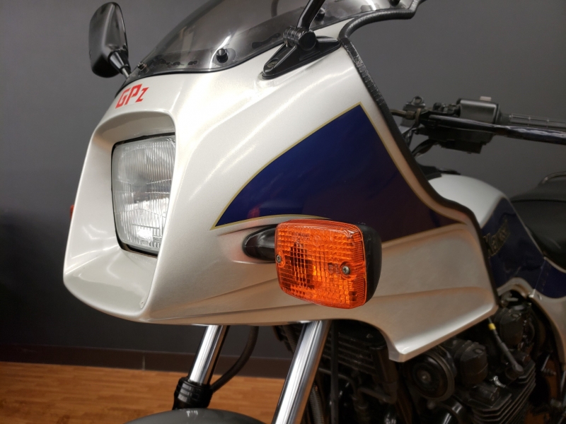 カワサキ GPZ750A1  37