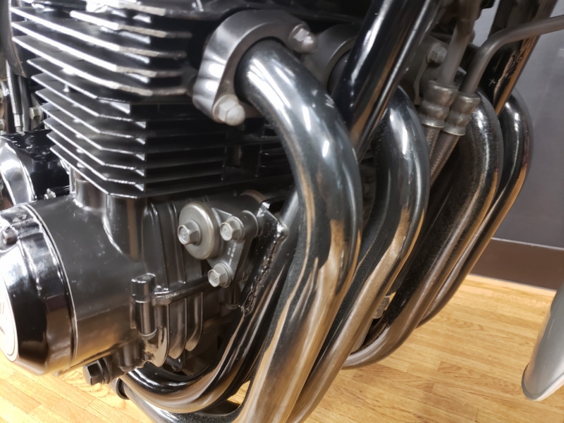 カワサキ GPZ750A1  9