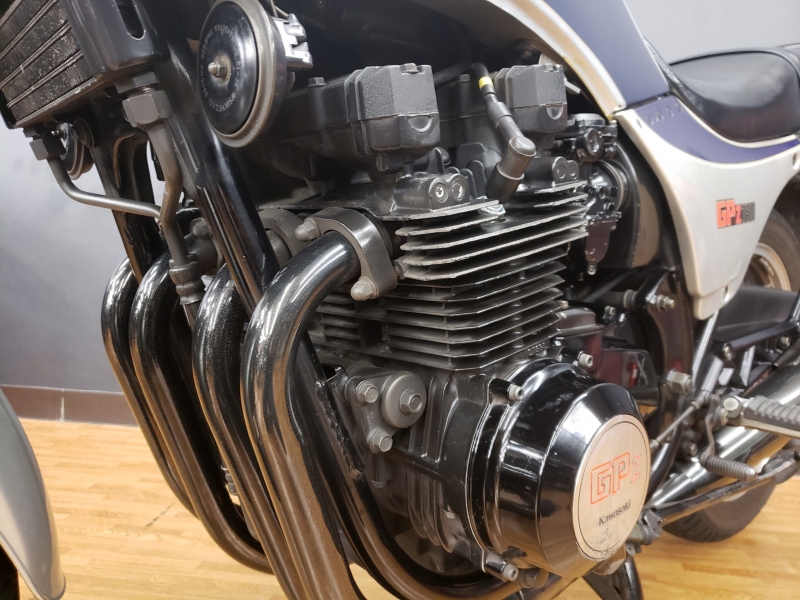 カワサキ GPZ750A1  40