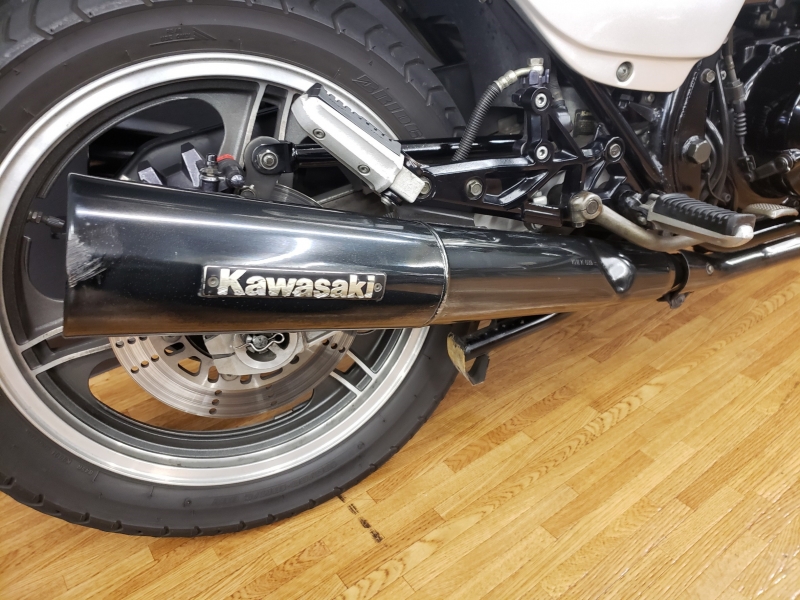 カワサキ GPZ750A1  11