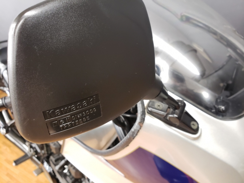 カワサキ GPZ750A1  29