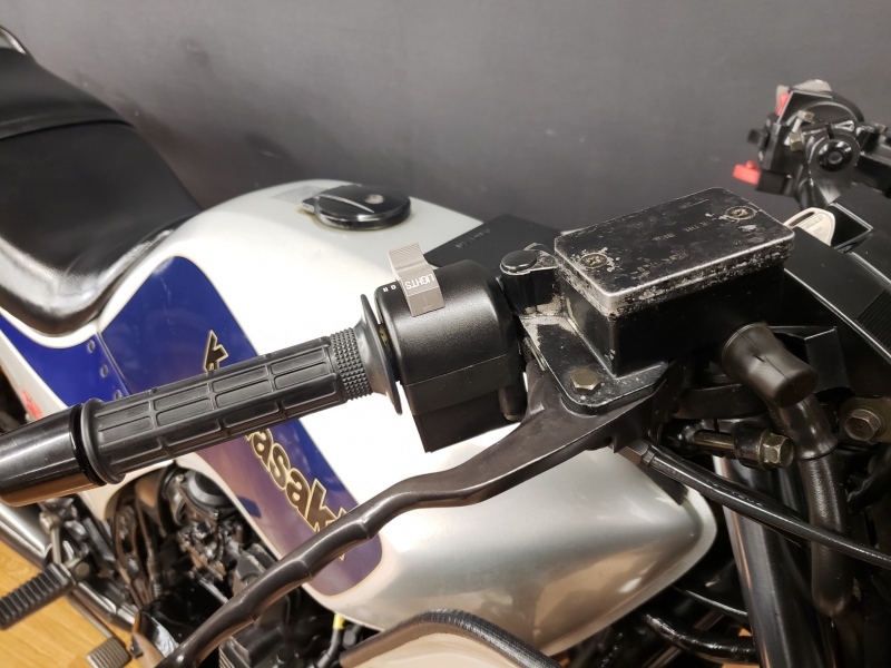 カワサキ GPZ750A1  26