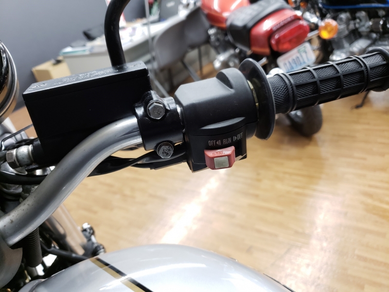 カワサキ Z1000J-1  特選車  10