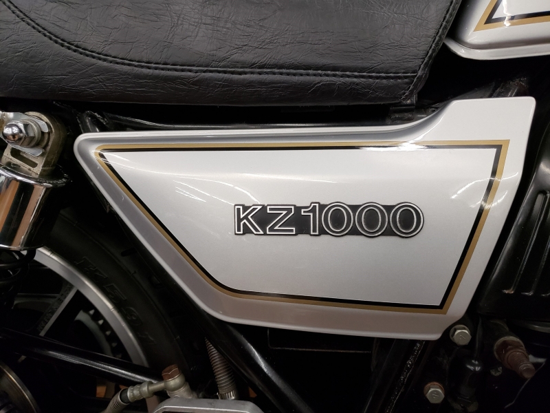 カワサキ Z1000J-1  特選車  19