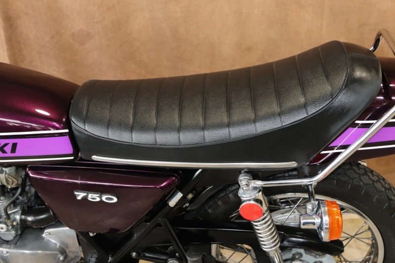 カワサキ 750SS H2C 東京本店 ノーマル車  13