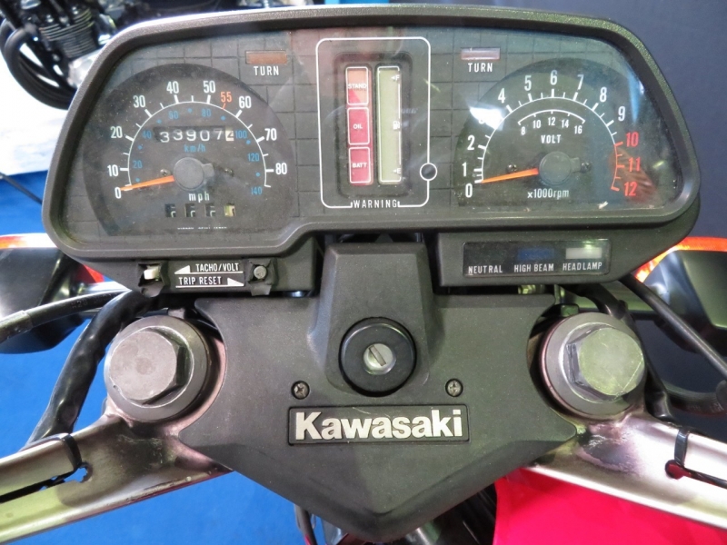 カワサキ Z750GP 東京本社 隠れ名車のナナハン! 27