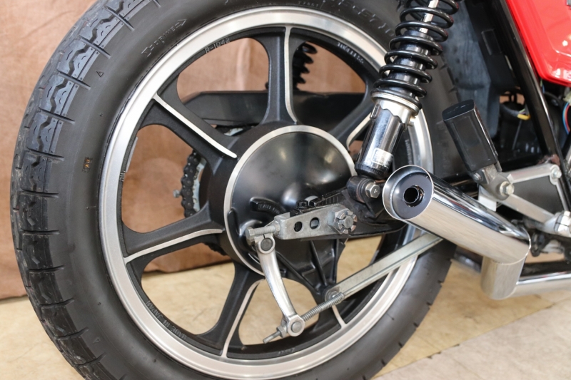カワサキ Z400J Wディスク 7