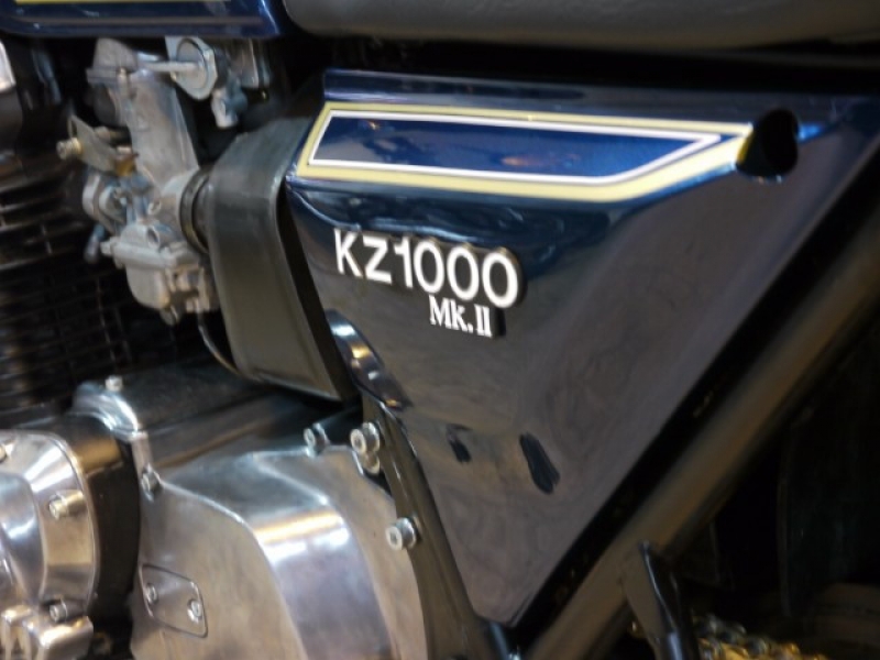 カワサキ KZ1000MK-ll 18