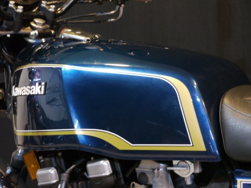 カワサキ KZ1000MK-ll 17