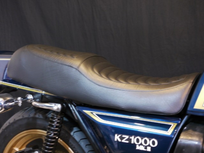 カワサキ KZ1000MK-ll 10
