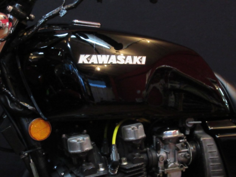 カワサキ Z750FX-Ⅲ 11