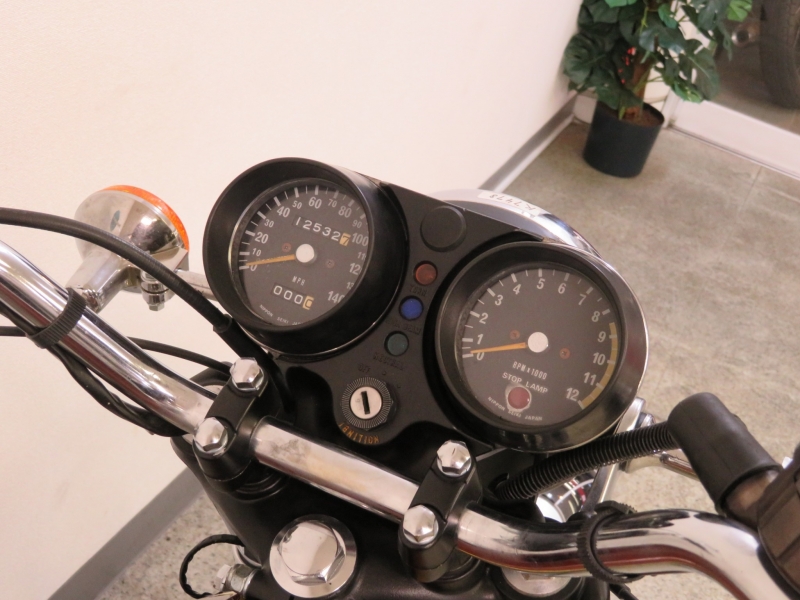 カワサキ KH500 ノーマルコンディション車 9