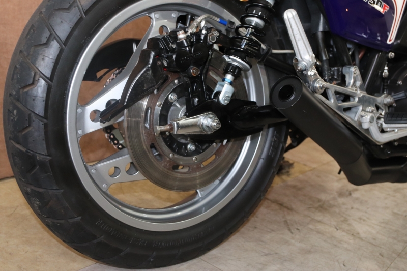 ホンダ CB750FC 東京本店 青/白 OHLINS 7