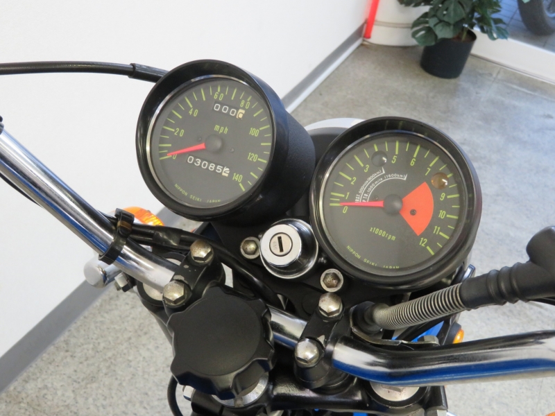 カワサキ 750SS H2初期 ノーマルコンディション 10