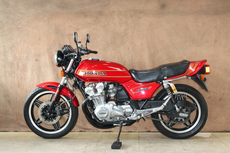 ホンダ CB750FB 東京本店 グンカラーのFB 11