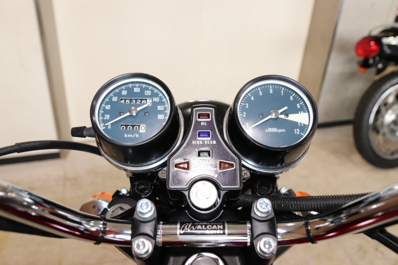 ホンダ CB400Four 東京本店 キャンディーレッド 8