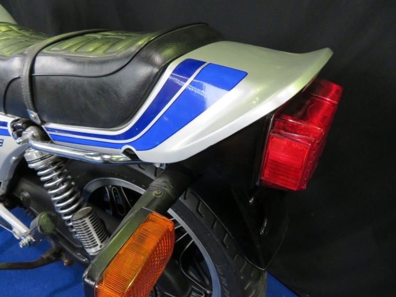 ホンダ CB900FC  加速ポンプ付き純正キャブ 900スペンサー 26