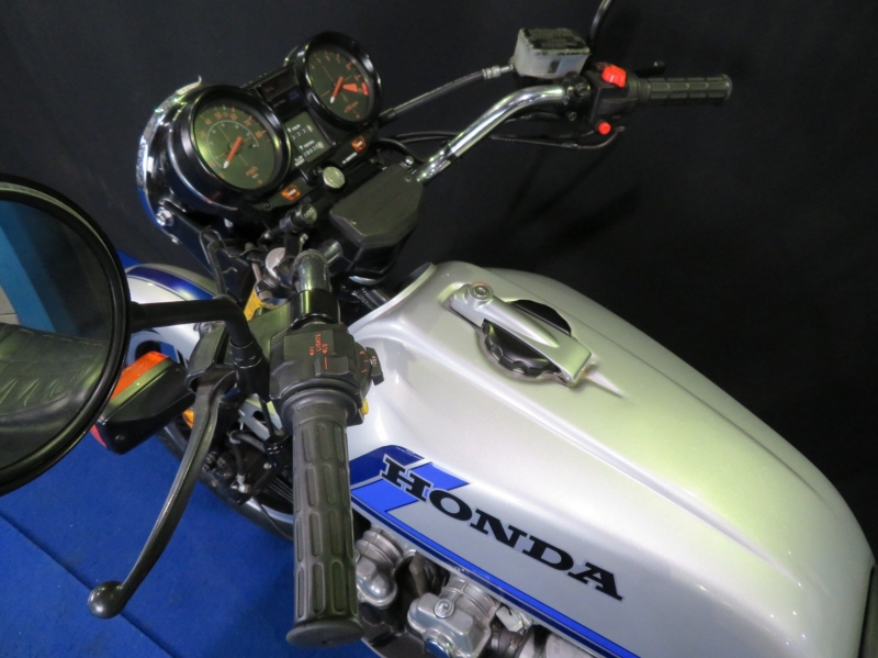 ホンダ CB900FC  加速ポンプ付き純正キャブ 900スペンサー 27
