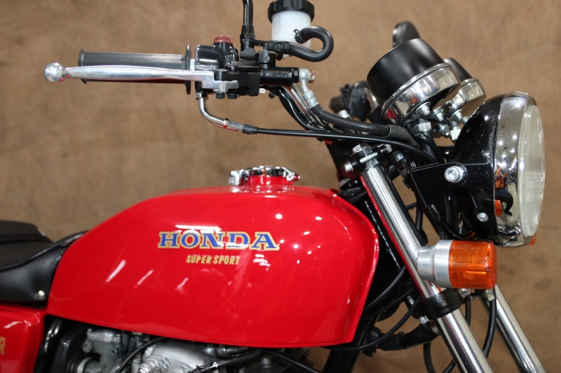 ホンダ CB400Four 東京本店 国内仕様に! 2