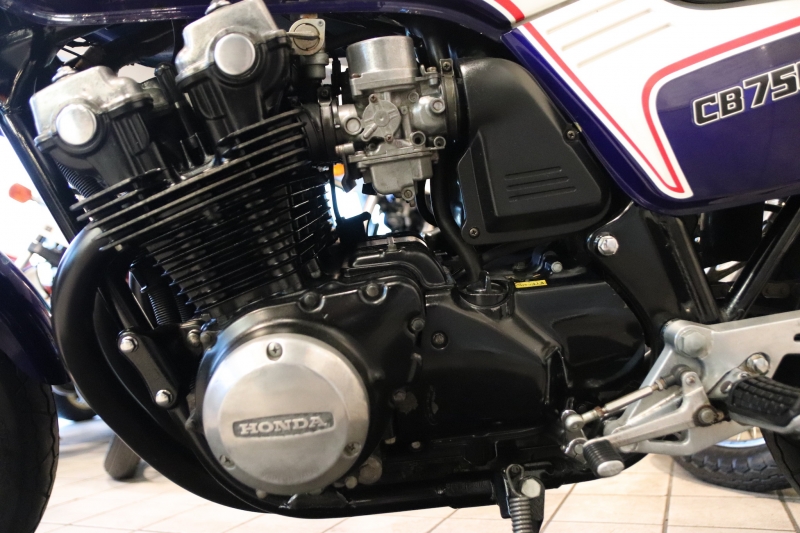 ホンダ CB750FC 東京本社 オーリンズ+スペンサーマフラー 16