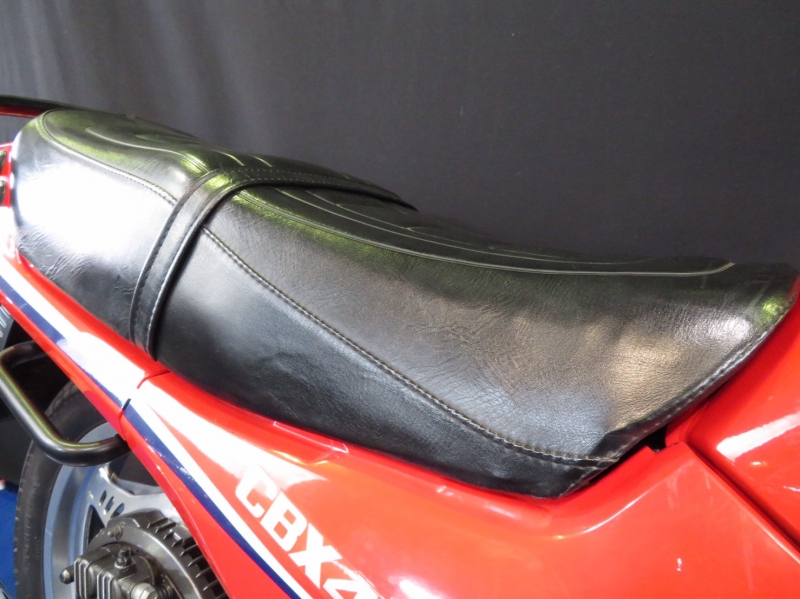 ホンダ CBX400F  10