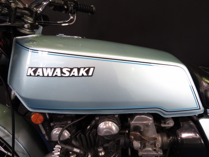 カワサキ Z1R 外装ニューペイント KERKER 18