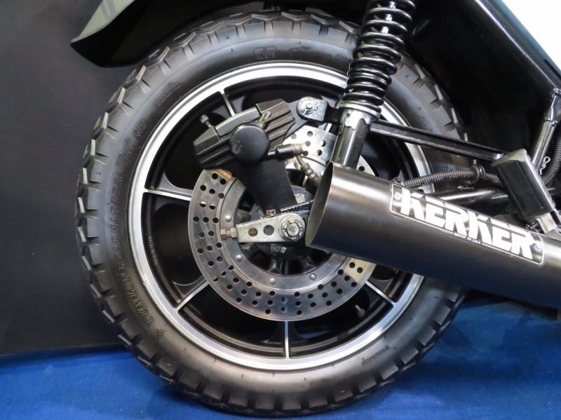 カワサキ Z1R 外装ニューペイント KERKER 12