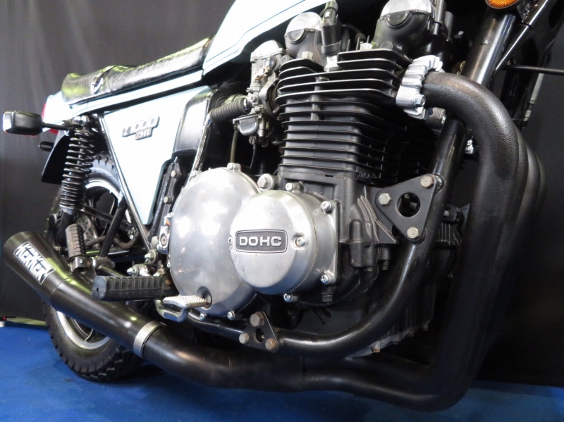 カワサキ Z1R 外装ニューペイント KERKER 4