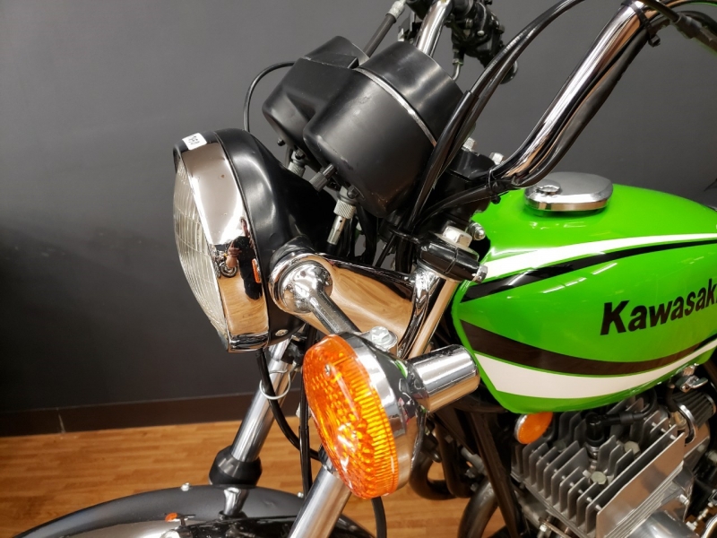 絶版車 旧車 バイク ウエマツ UEMATSU - KH400 東京本社 K2テック3チャン 最終ライム | カワサキ 400SS/KH400