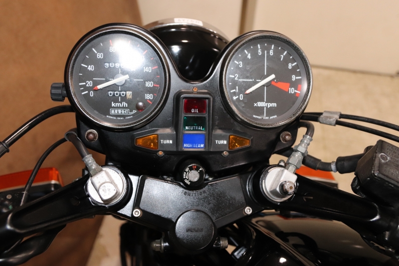 ホンダ CB750FB 東京本社  限定BLACK セミレストア車 20
