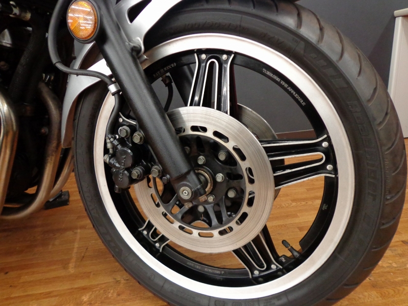 ホンダ CB900FCスペンサーカラー 6