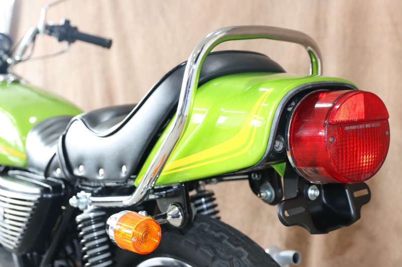 カワサキ 250SS 東京本社 C.ライムの3本チャンバー 14