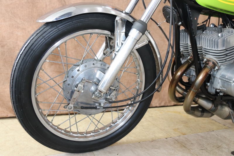 カワサキ 250SS 東京本社 C.ライムの3本チャンバー 15