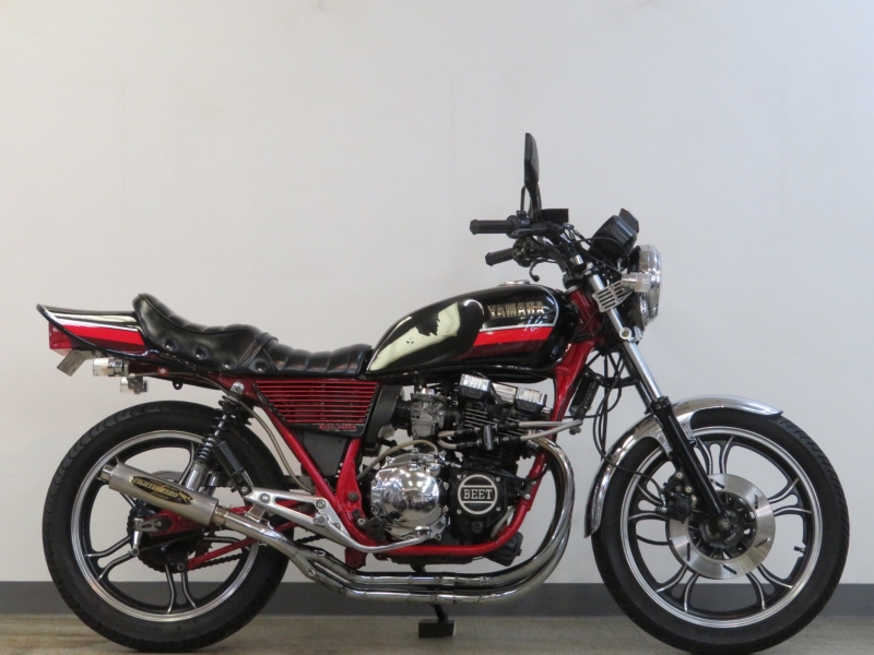 絶版車 旧車 バイク ウエマツ UEMATSU - XJ400 赤フレーム | ヤマハ XJ400シリーズ
