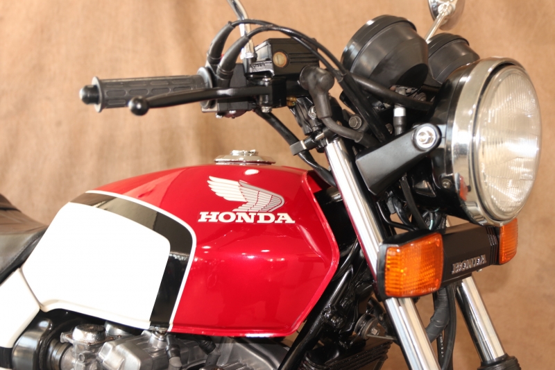 ホンダ CBX400F 東京本社 Ⅰ型ノーマル車 2