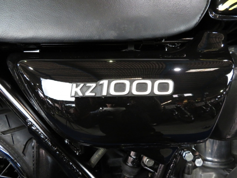 カワサキ KZ1000 リンカーンブラック 拘りのシルバーエンジン 9