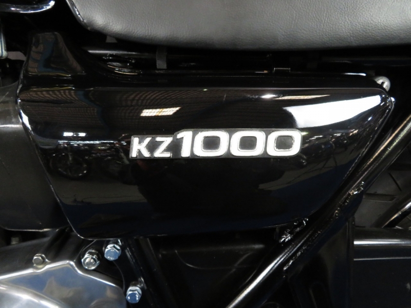 カワサキ KZ1000 リンカーンブラック 拘りのシルバーエンジン 22