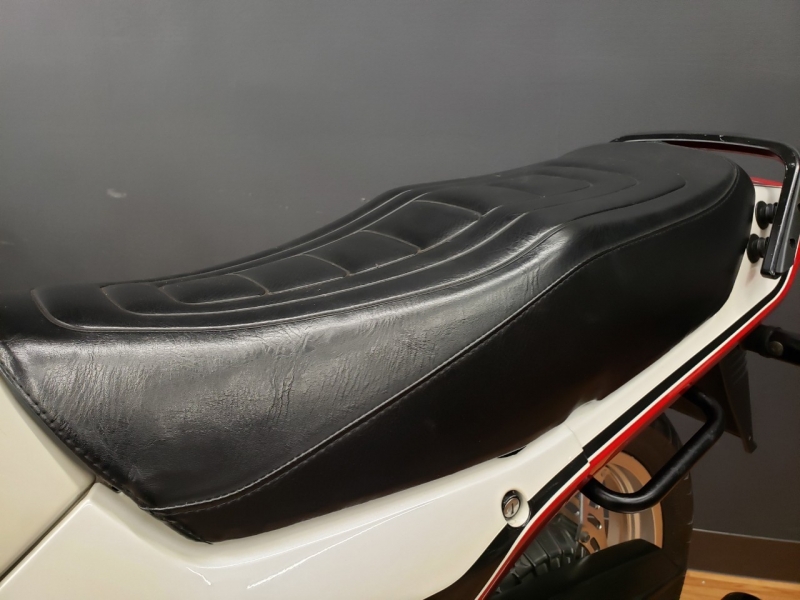 ホンダ CBX400F ノーマルコンディション車 5
