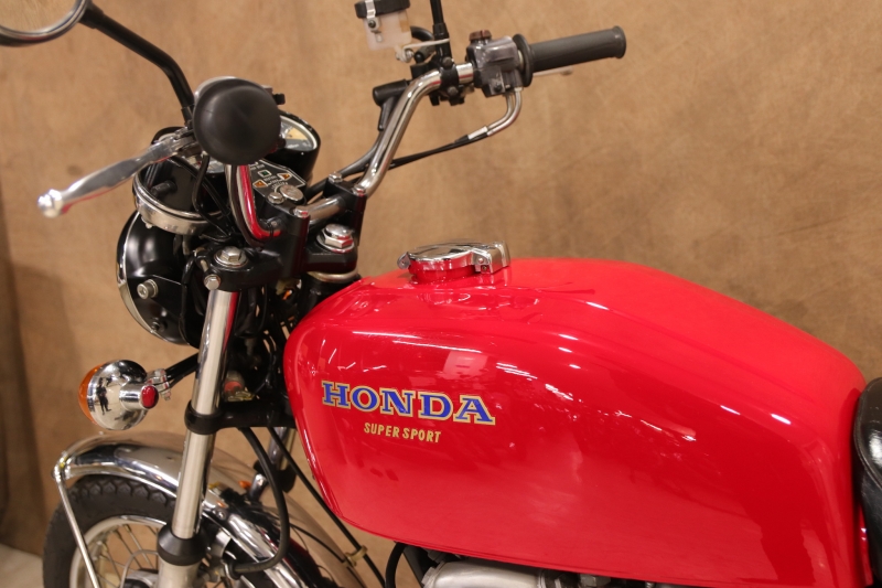 ホンダ CB400Four 東京本社  12