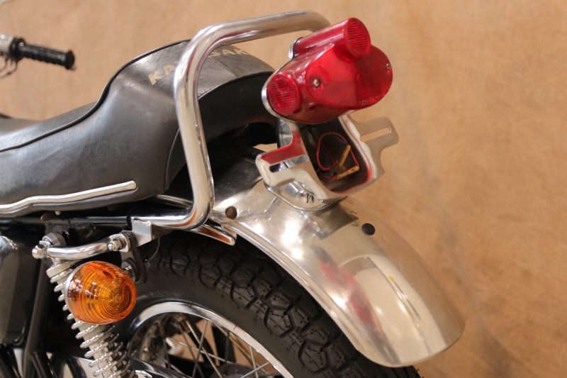 カワサキ 500SS(H1-KA) 希少なオリジナルPEACOCK GRAY 15